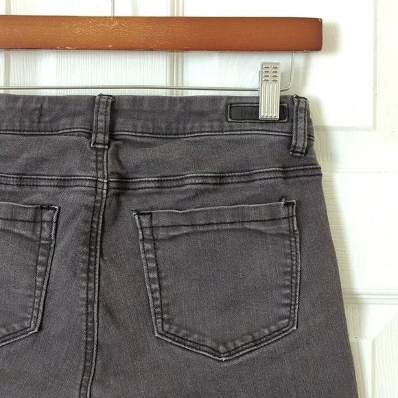 Blank NYC Faux Lace-Up Low Rise Cut Off Raw Hem Skinny Jean Shorts Dark Gray 26 - Picture 12 of 13